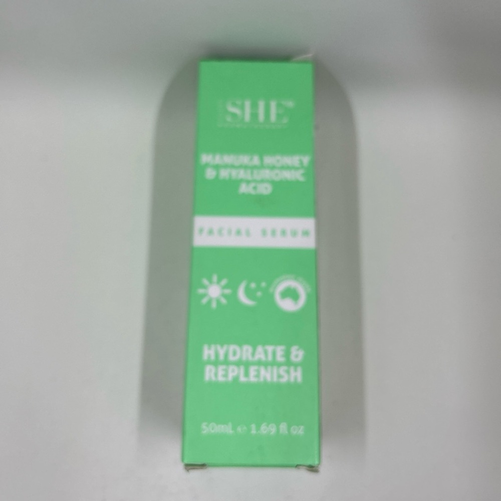 NEW Om She Aromatherapy Manuka Honey & Hyaluronic Acid Facial Serum